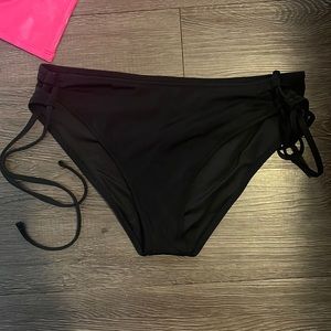 Shade and shore black bikini bottom